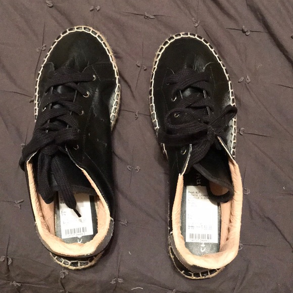 Chinese Laundry Shoes - Chinese Laundry Black faux leather sneakers